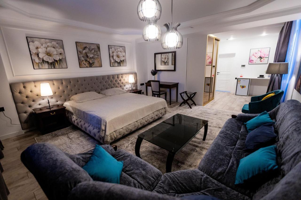 Metelitsa Hotel Karagandy Esterno foto