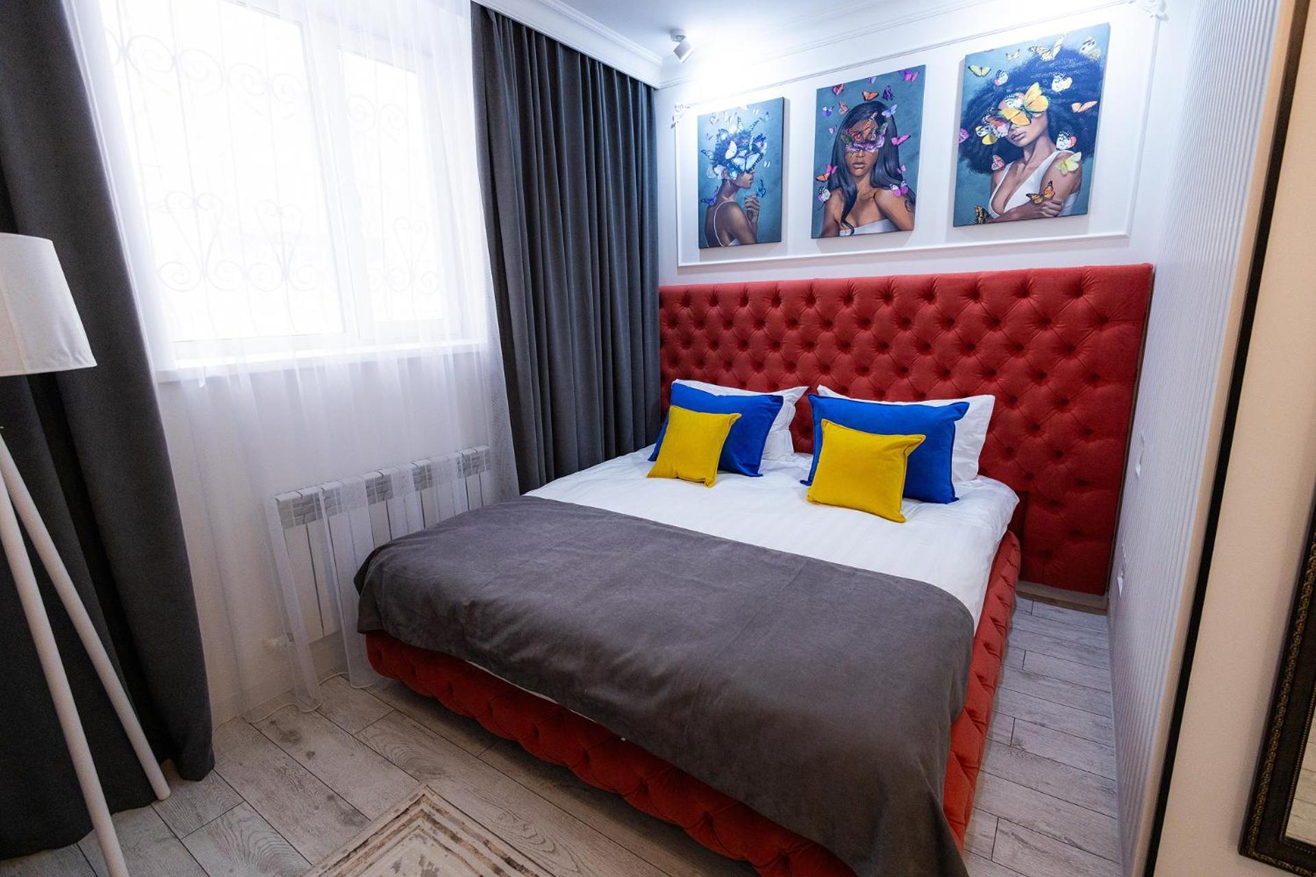 Metelitsa Hotel Karagandy Esterno foto