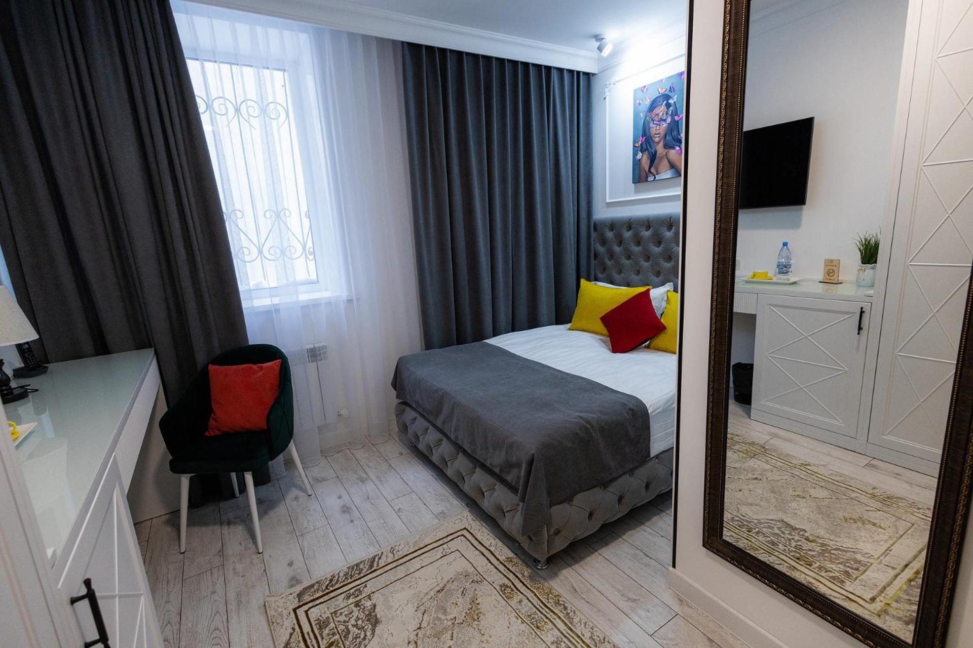 Metelitsa Hotel Karagandy Esterno foto