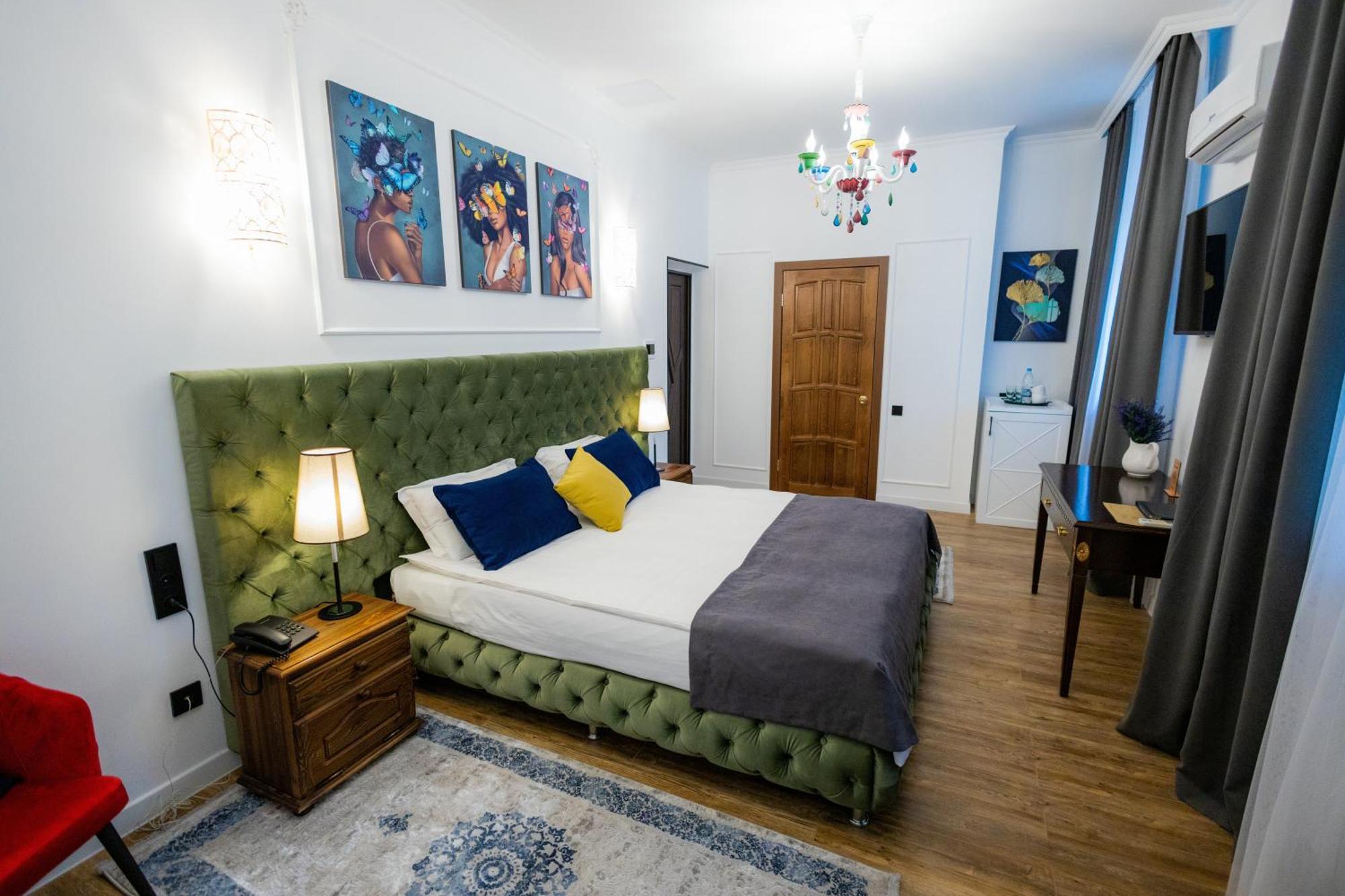 Metelitsa Hotel Karagandy Esterno foto