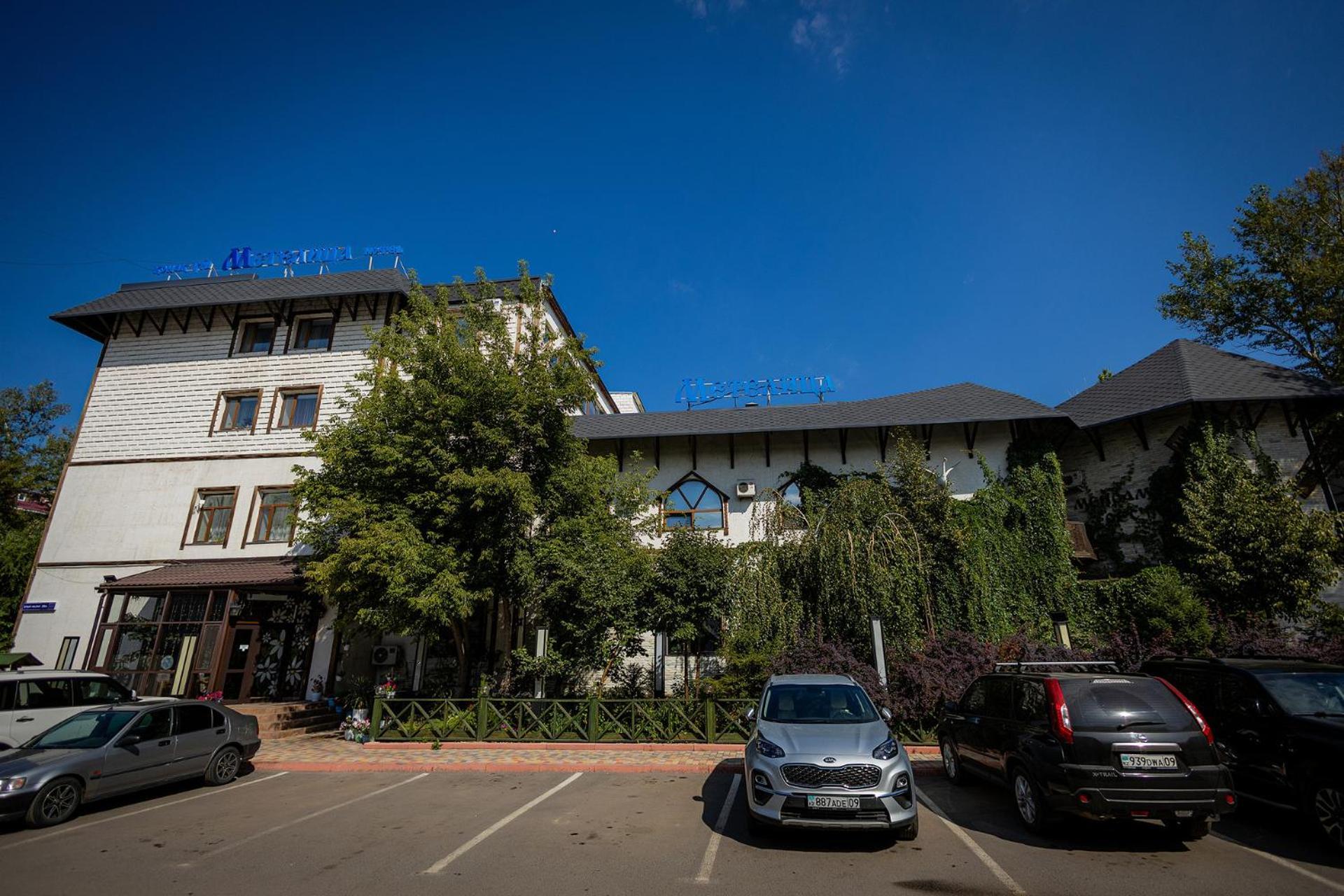 Metelitsa Hotel Karagandy Esterno foto